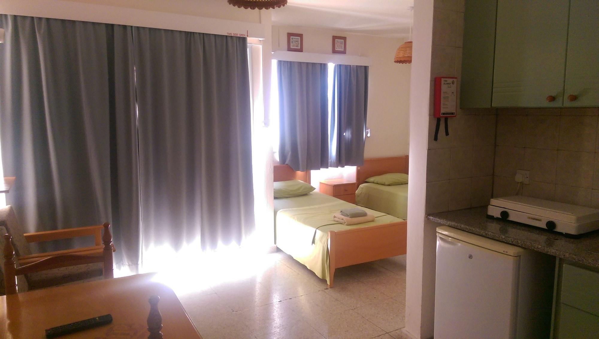 Barbara Tourist Apartments Ayia Napa Exterior foto