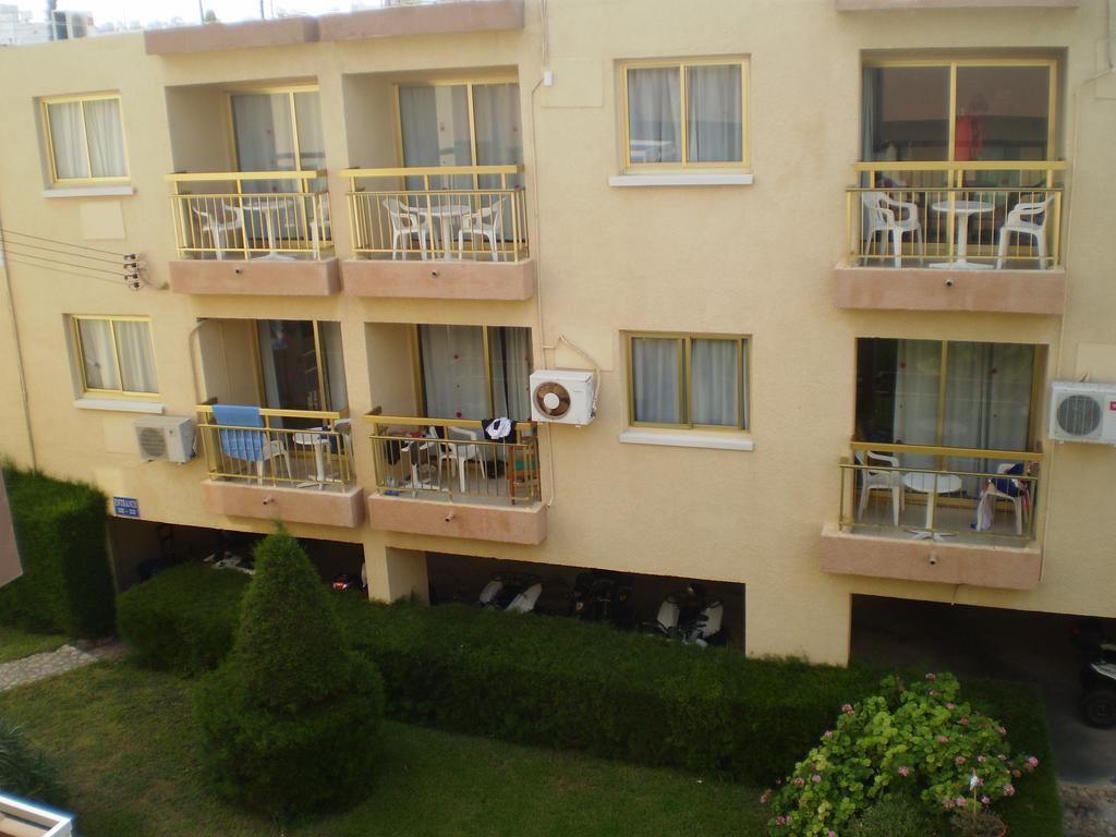 Barbara Tourist Apartments Ayia Napa Exterior foto