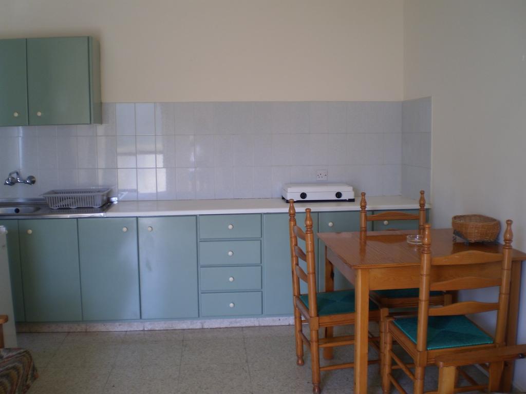 Barbara Tourist Apartments Ayia Napa Habitación foto