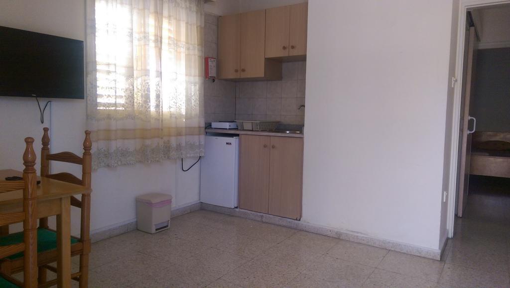 Barbara Tourist Apartments Ayia Napa Exterior foto
